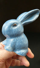 Load image into Gallery viewer, 1930s Sylvac Rabbit Model 1067 4 inches Blue 
