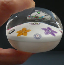 Load image into Gallery viewer, SCOTTISH Borders Fine Art Glass (Holmes Glass) Paperweight. Signed Andrew Holmes
