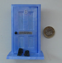 Load image into Gallery viewer, 1930s ART DECO Bourjois &quot;Evening In Paris&quot; Perfume Bottle in Bakelite Hotel Door Box
