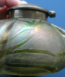 Beautiful Art Nouveau / Jugendstil Kralik Glass PAMPAS Inkwell with Lustre and Green Trail Bands, and Brass Hinged Lid