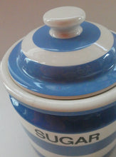 Load image into Gallery viewer, LARGE 1960s Judith Onions TG Green Cornishware Lidded SUGAR Storage Jar. 7 inches
