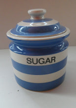 Load image into Gallery viewer, LARGE 1960s Judith Onions TG Green Cornishware Lidded SUGAR Storage Jar. 7 inches
