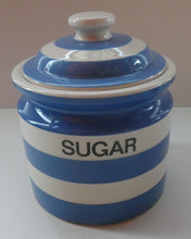 Load image into Gallery viewer, LARGE 1960s Judith Onions TG Green Cornishware Lidded SUGAR Storage Jar. 7 inches
