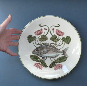 VILLEROY & BOCH.  Fish Plate from the Atlantic Range. No 6: The Sea Bream