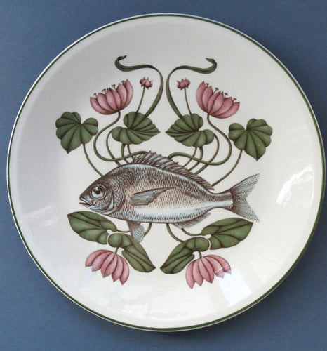 VILLEROY & BOCH.  Fish Plate from the Atlantic Range. No 6: The Sea Bream