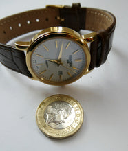 Load image into Gallery viewer, Vintage Roamer Sapphire Classic Swiss Quartz Lady&#39;s Wristwatch
