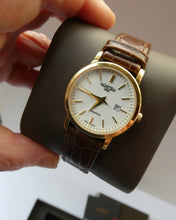 Load image into Gallery viewer, Vintage Roamer Sapphire Classic Swiss Quartz Lady&#39;s Wristwatch
