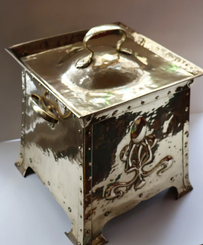 Fabulous Large Brass ART NOUVEAU Lidded Coal or Log Bucket with Whiplash Repousee Decoration; c 1910s