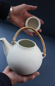 1960s Finnish Design: GA3 Arabia Pottery Teapot in Matte White. Designed by Ulla Procope