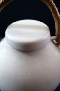 1960s Finnish Design: GA3 Arabia Pottery Teapot in Matte White. Designed by Ulla Procope