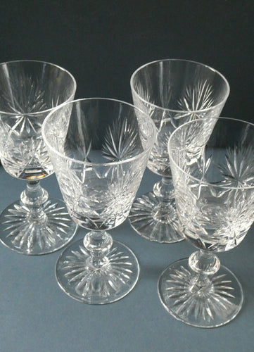 Vintage Edinburgh Crystal White Wine Glasses. STAR OF EDINBURGH Pattern. Set of Four: 6 inches 