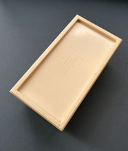 Load image into Gallery viewer, 1930s ART DECO Heavy Early Plastic Cigar or Cigarette Box by Buttner Pipe Company
