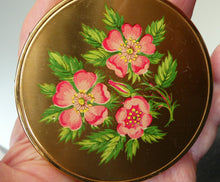 Load image into Gallery viewer, Vintage 1960s POWDER COMPACT with Pink and Rose Tipped Petals. Gold-Tone Background
