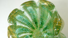 Load image into Gallery viewer, Large 1950s Barovier &amp; Toso MURANO &#39;Cordonato d&#39;Oro&#39; Gold Leaf Glass Clam ShellBasket
