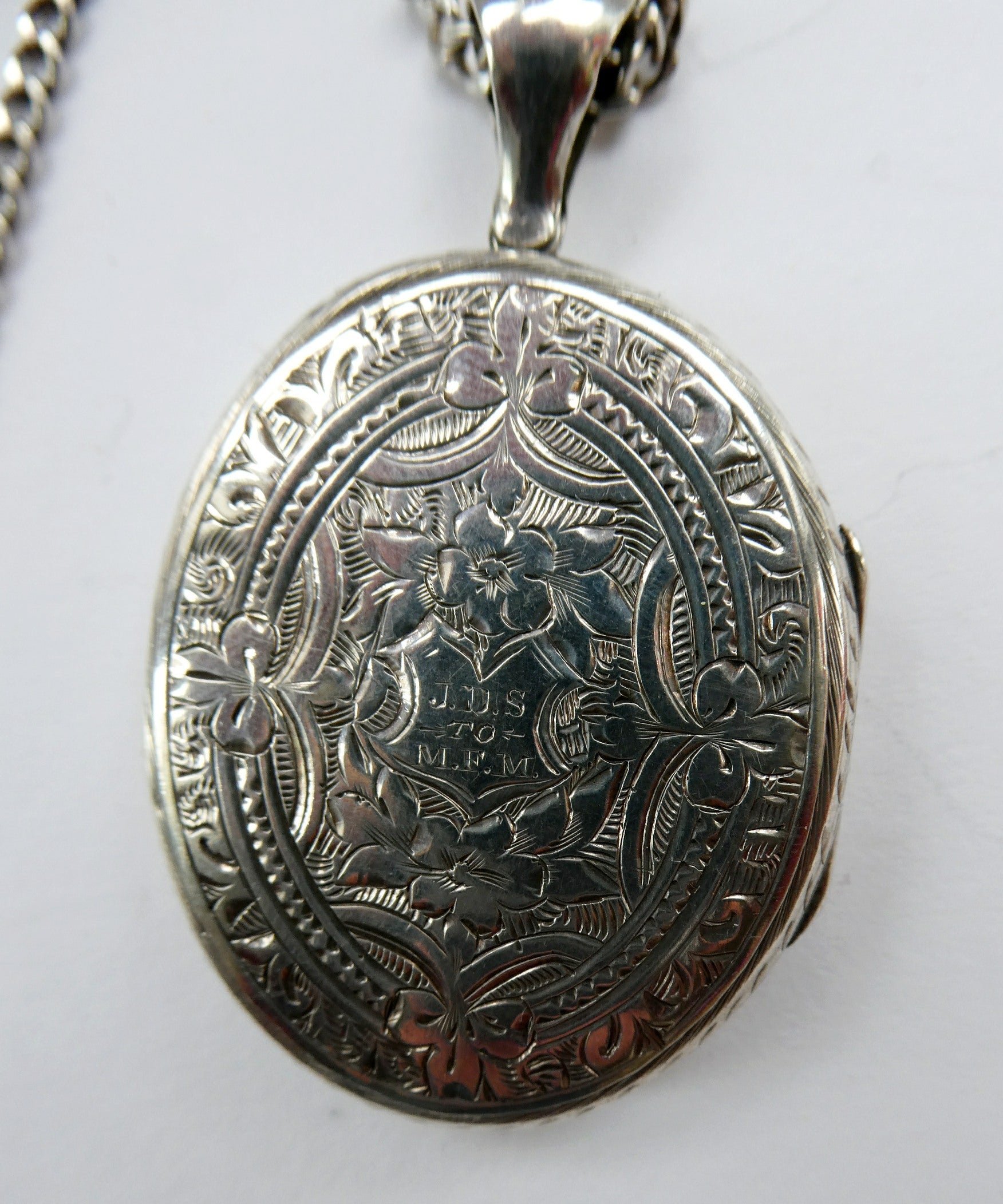 Silver Locket / Etched Locket / Double Photo Locket / Circular / c1910-1930 / Pendant / E& P Morris / Wembley discount England