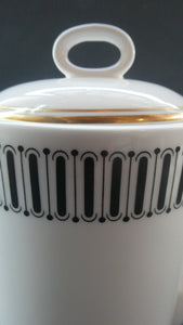 Stylish 1970s SUSIE COOPER for WEDGWOOD. Complete Bone China Coffee Set. COLOSSEUM Pattern