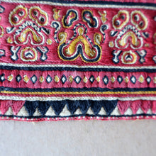 Load image into Gallery viewer, ANTIQUE FOLK ART. Pre-1950s Embroidered Textile Sample: Made by Peasants in Romania. Mounted on 1950s Swan Pens Advert
