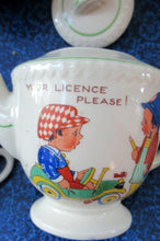 Load image into Gallery viewer, Vintage 1950s AMERSHAM Child&#39;s Nursery Tea Set. Four Place Settings
