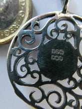 Load image into Gallery viewer, Vintage Scottish Silver Pendant 1989 Edinburgh Hallmark
