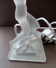 Load image into Gallery viewer, 1930s Walther &amp; Sohne German Art Deco Frosted Glass Nude Table Lamp
