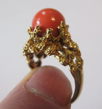 Load image into Gallery viewer, 1960s 18ct Gold &amp; Natural Coral Cocktail Ring UK Size P
