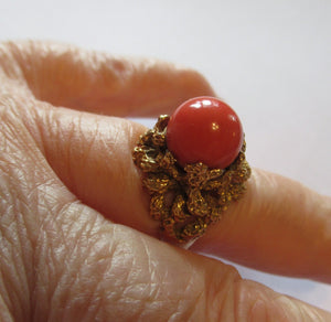 1960s 18ct Gold & Natural Coral Cocktail Ring UK Size P