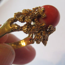 Load image into Gallery viewer, 1960s 18ct Gold &amp; Natural Coral Cocktail Ring UK Size P
