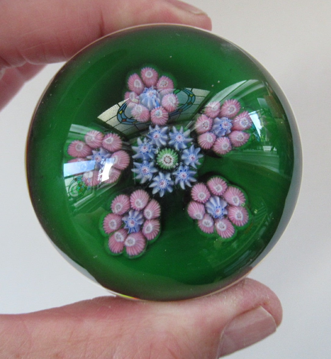 Vintage Perthshire Glass store Flower Paperweight Crieff Scotland PP10 Star Cut Base