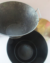 Load image into Gallery viewer, Vintage 1950s Flying Saucer Space Age Atomic Coal or Log Bucket. Tripod Legs
