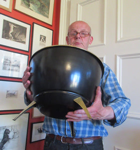 Vintage 1950s Flying Saucer Space Age Atomic Coal or Log Bucket. Tripod Legs