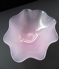 Load image into Gallery viewer, 1940s ORREFORS by SVEN PALMQVIST. Sugar Pink Opaline Kantara Bowl with Undulating Rim
