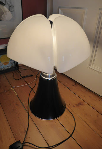 Gae Aulenti Pipistrello Largest Size Lamp for Martinelli Luce 1960s 